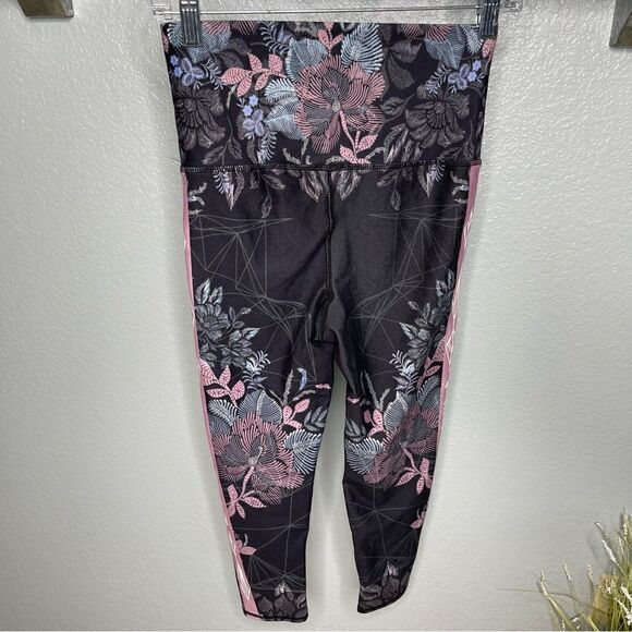 Evolution & Creation Floral Leggings & 90 degrees Cranberry Net Leggings Small - Picture 4 of 16